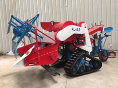 4L-0.7F rice and wheat combine harvester