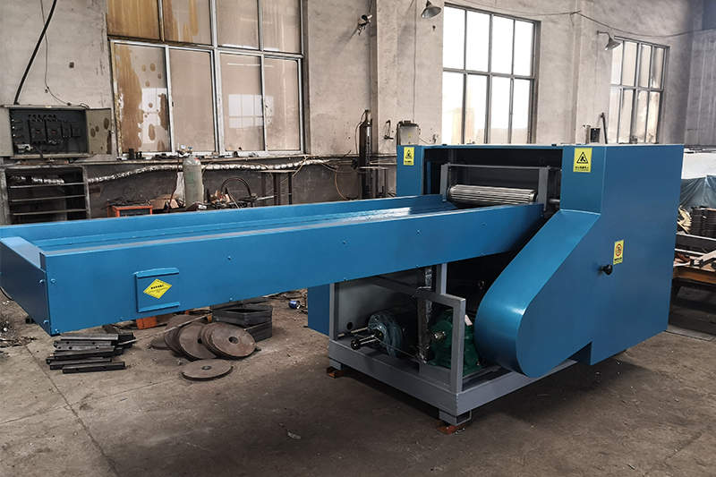 Fully automatic scrap clothes recycling machine clothes fabric cutting machine plastic paper cutter